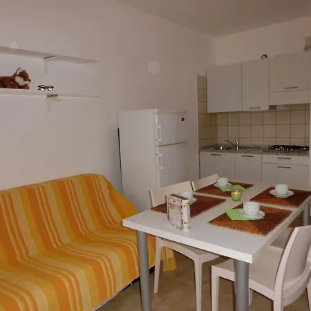 Apartamento Welcoming Seaside Flat Ideal For 6 Guests Bibione