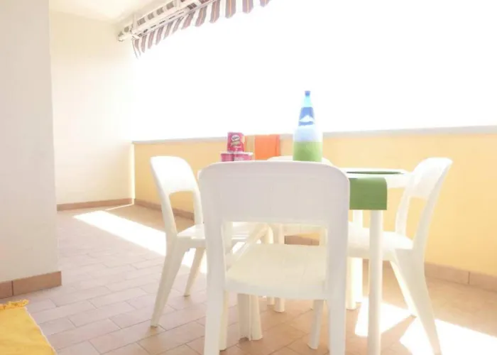 Welcoming Seaside Flat Ideal For 6 Guests * Bibione