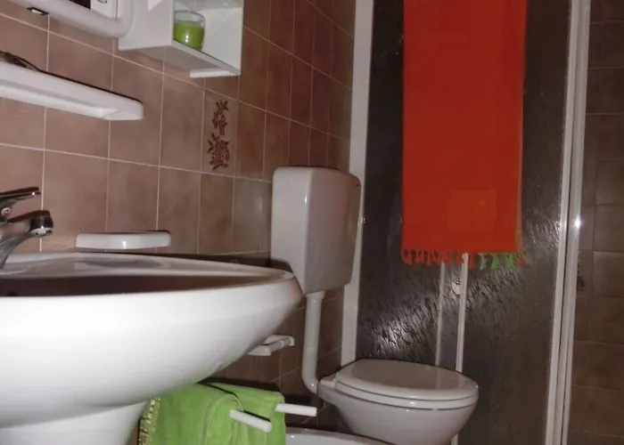 Welcoming Seaside Flat Ideal For 6 Guests